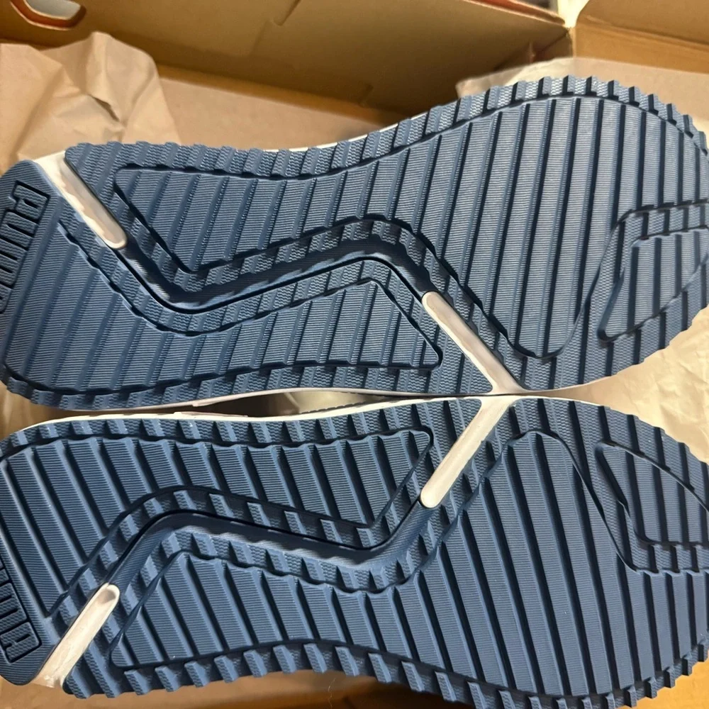 Puma Navy and White Athletic Shoes - Picture 3 of 4